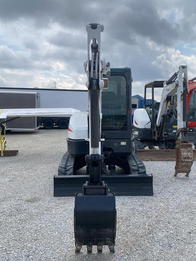 Image of Bobcat E35 equipment image 4