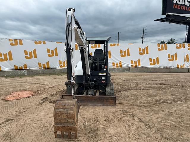 Image of Bobcat E35 equipment image 1