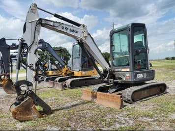 Main image Bobcat E35i