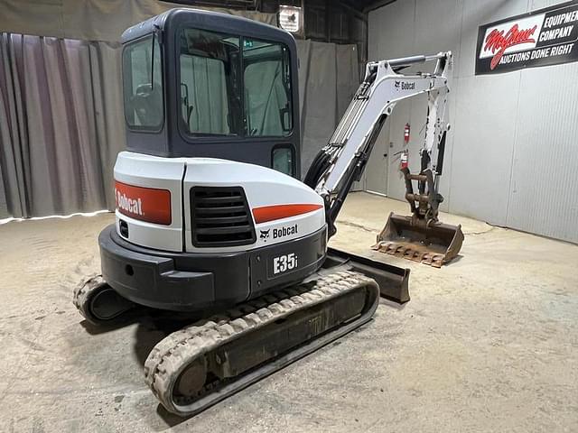 Image of Bobcat E35i equipment image 4