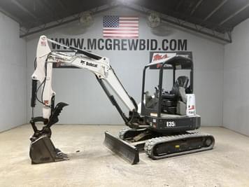 Main image Bobcat E35i