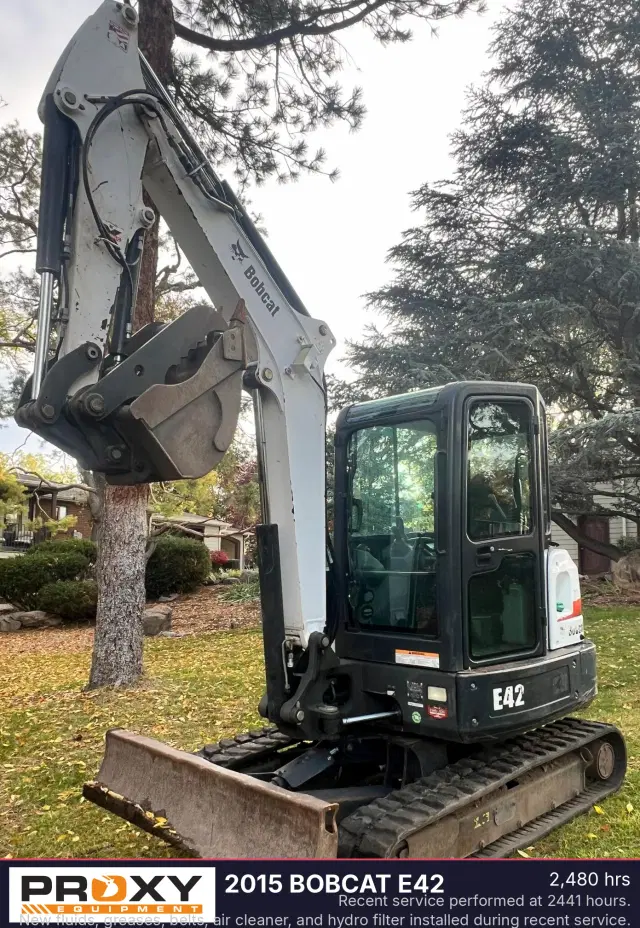 Image of Bobcat E42 equipment image 2