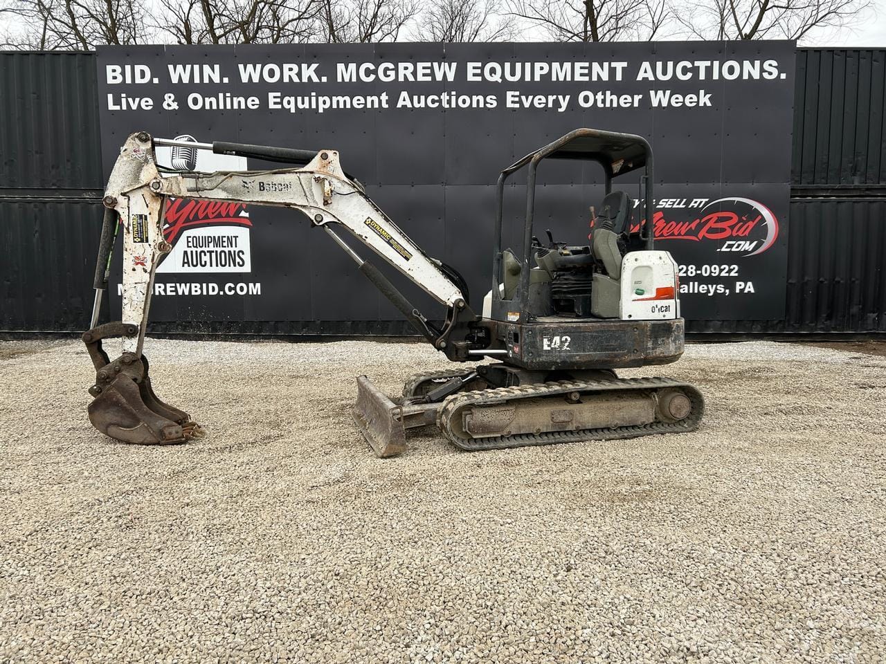 2015 Bobcat E42 Equipment Image0