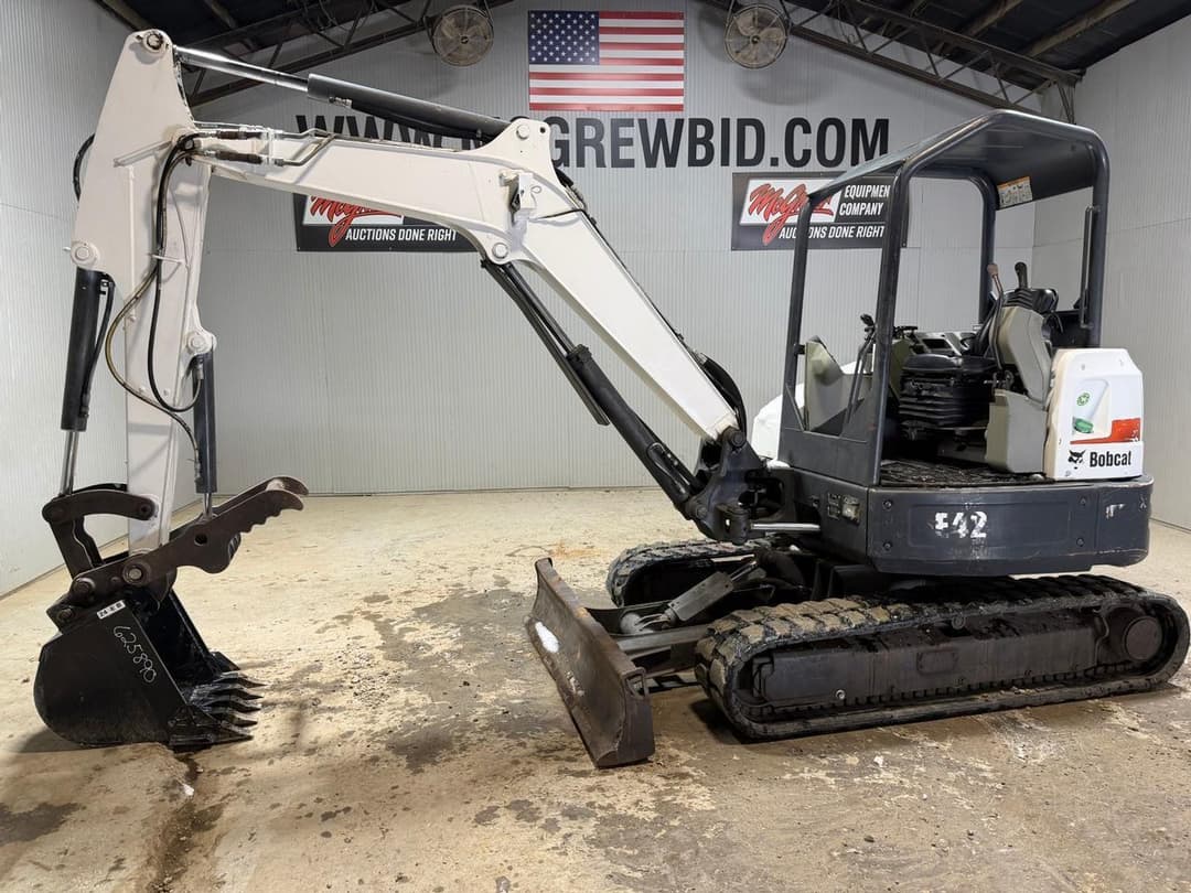 Image of Bobcat E42 Primary image
