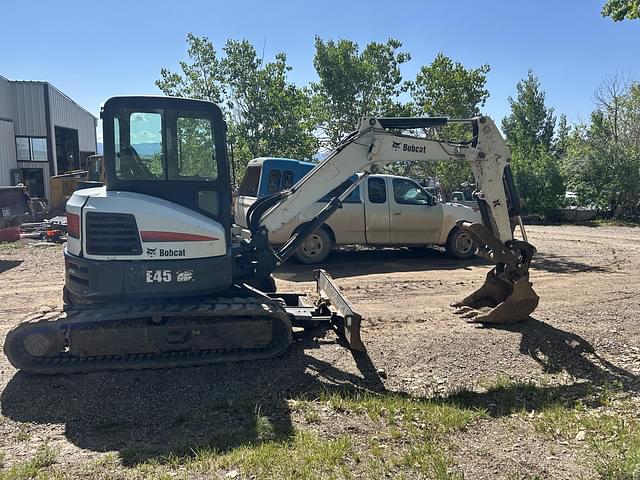 Image of Bobcat E45 equipment image 4