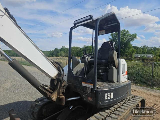 Image of Bobcat E50 equipment image 3