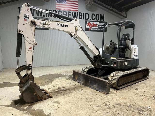 Image of Bobcat E50 equipment image 1