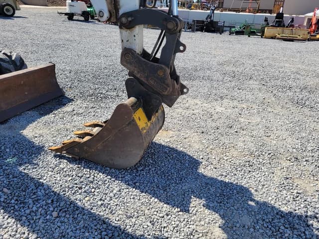 Image of Bobcat E55 equipment image 3