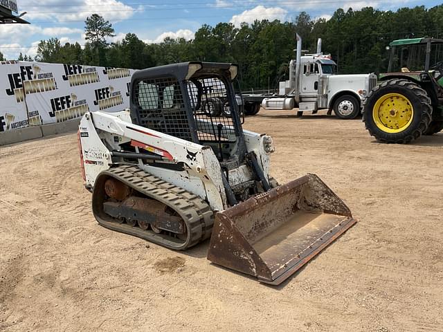 Image of Bobcat T550 equipment image 3