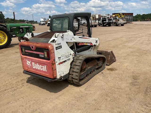 Image of Bobcat T550 equipment image 4