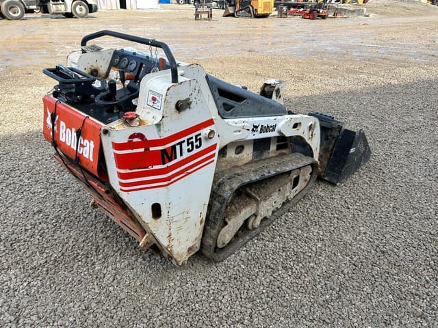 Image of Bobcat MT55 equipment image 3