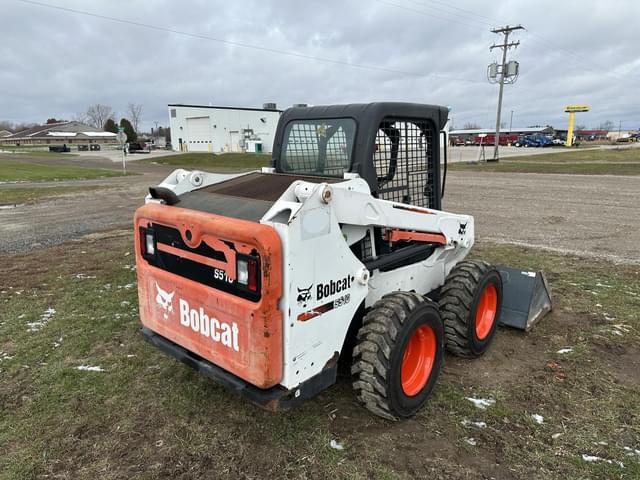 Image of Bobcat S510 equipment image 2