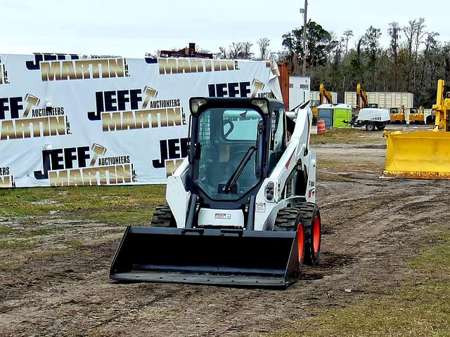 Image of Bobcat S530 equipment image 1