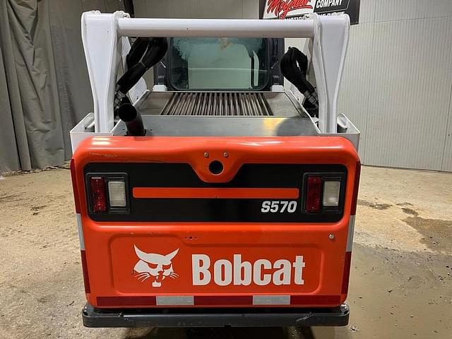 Image of Bobcat S570 equipment image 3