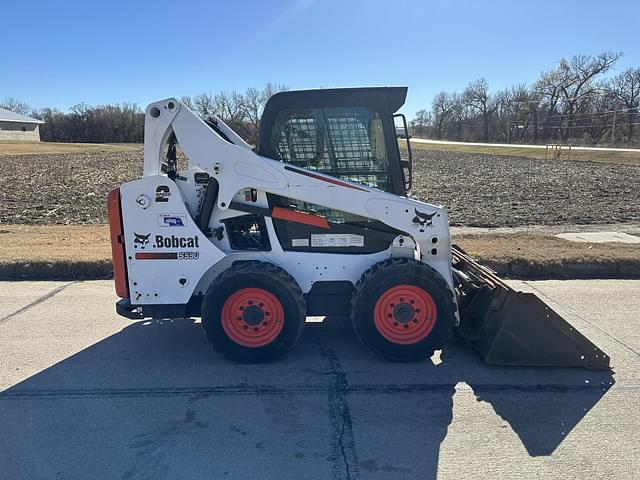 Image of Bobcat S590 equipment image 1