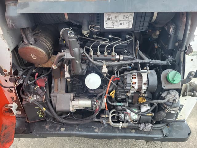 Image of Bobcat S590 equipment image 4