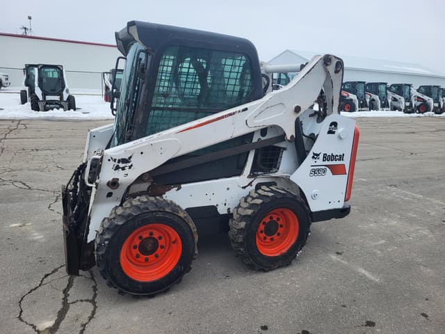 Image of Bobcat S590 equipment image 1