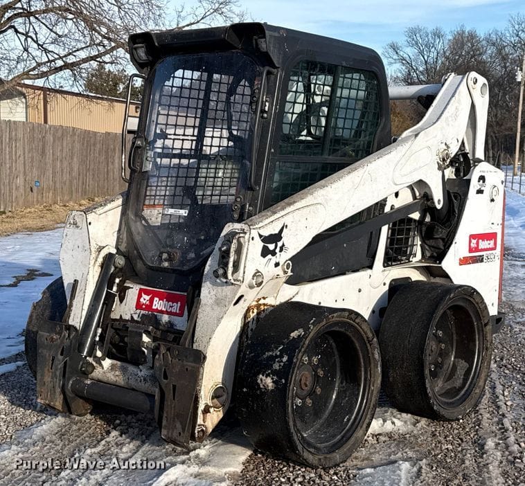 2015 Bobcat S590 Equipment Image0