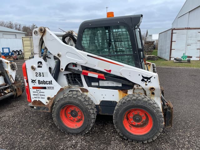 Image of Bobcat S590 equipment image 3