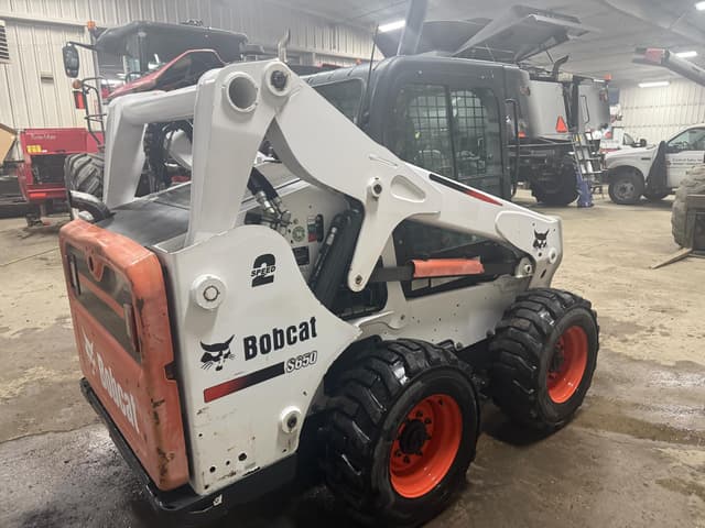 Image of Bobcat S650 equipment image 4