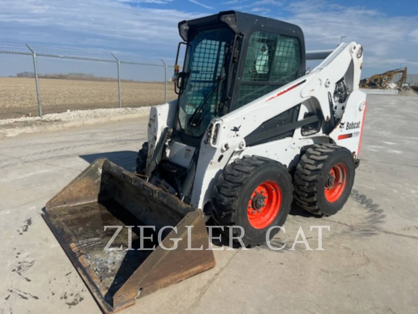2015 Bobcat S650 Equipment Image0