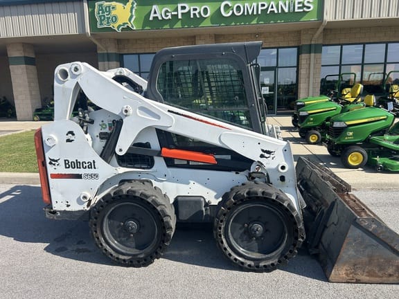 2015 Bobcat S650 Equipment Image0