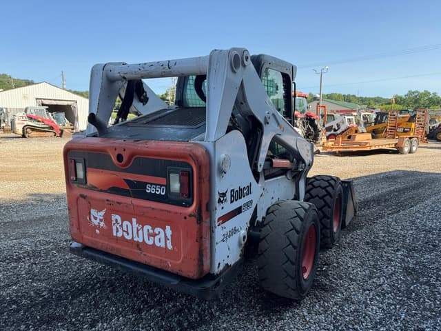 Image of Bobcat S650 equipment image 3