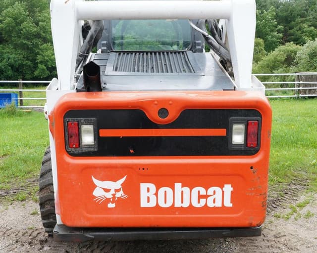 Image of Bobcat S650 equipment image 3