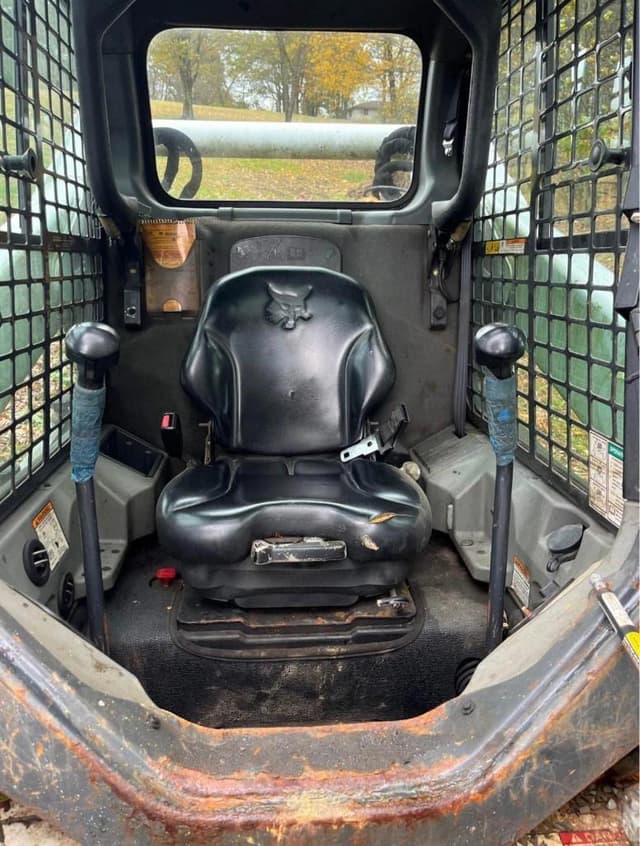 Image of Bobcat S650 equipment image 3