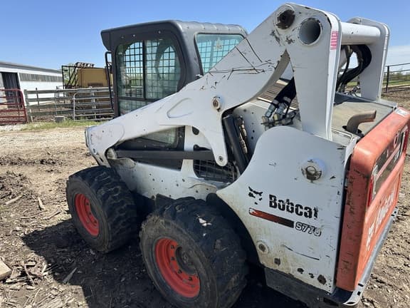 Image of Bobcat S770 equipment image 2