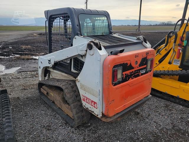 Image of Bobcat T450 equipment image 2