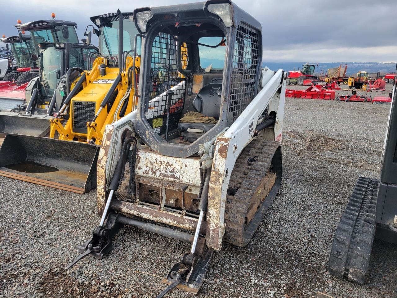 2015 Bobcat T450 Equipment Image0