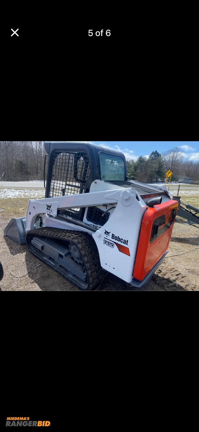 Image of Bobcat T450 equipment image 4