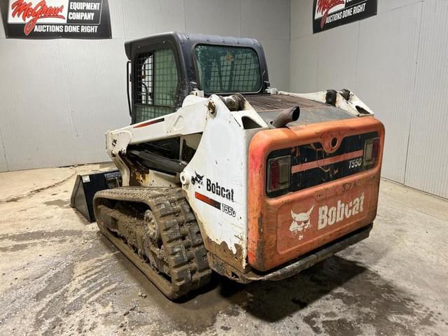 Image of Bobcat T550 equipment image 2