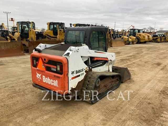 Image of Bobcat T550 equipment image 2