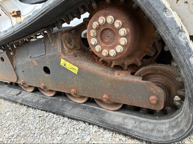 Image of Bobcat T590 equipment image 4