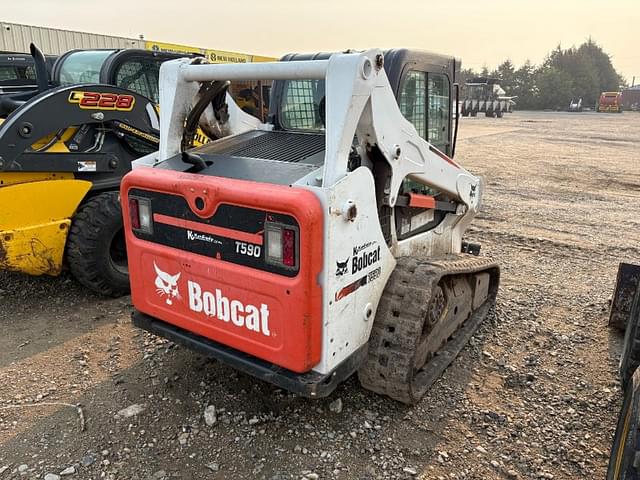 Image of Bobcat T590 equipment image 2