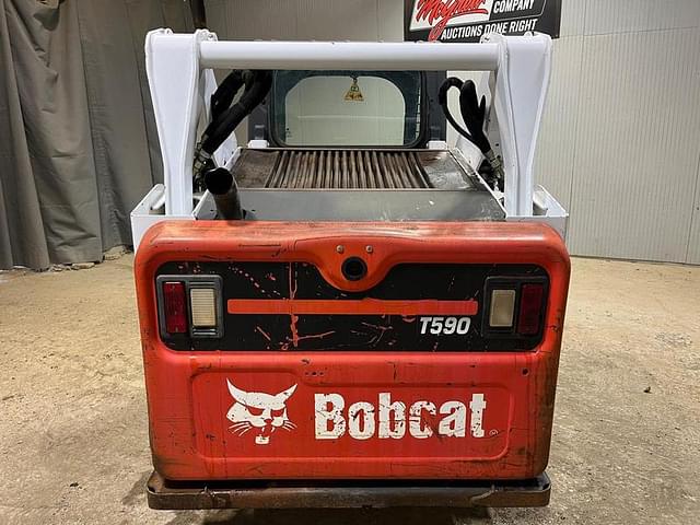 Image of Bobcat T590 equipment image 3