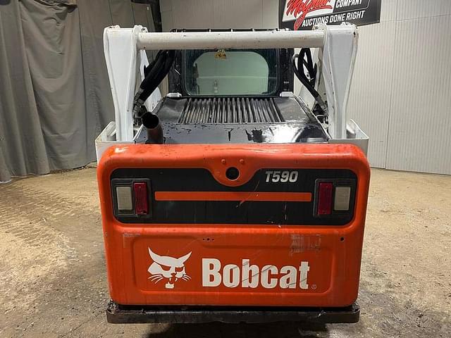 Image of Bobcat T590 equipment image 3