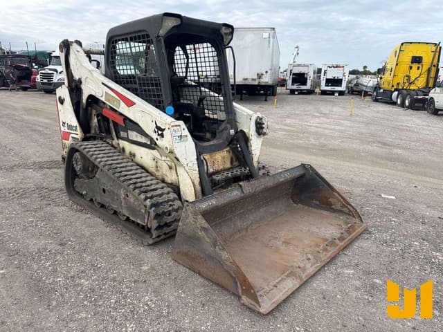 Image of Bobcat T590 equipment image 2