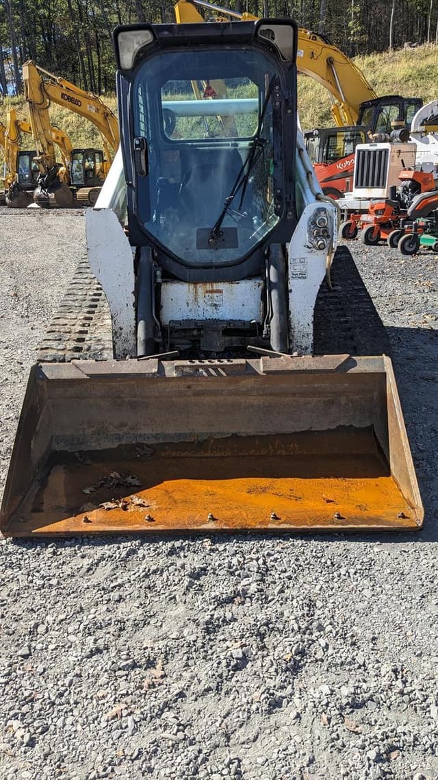 Image of Bobcat T650 equipment image 2