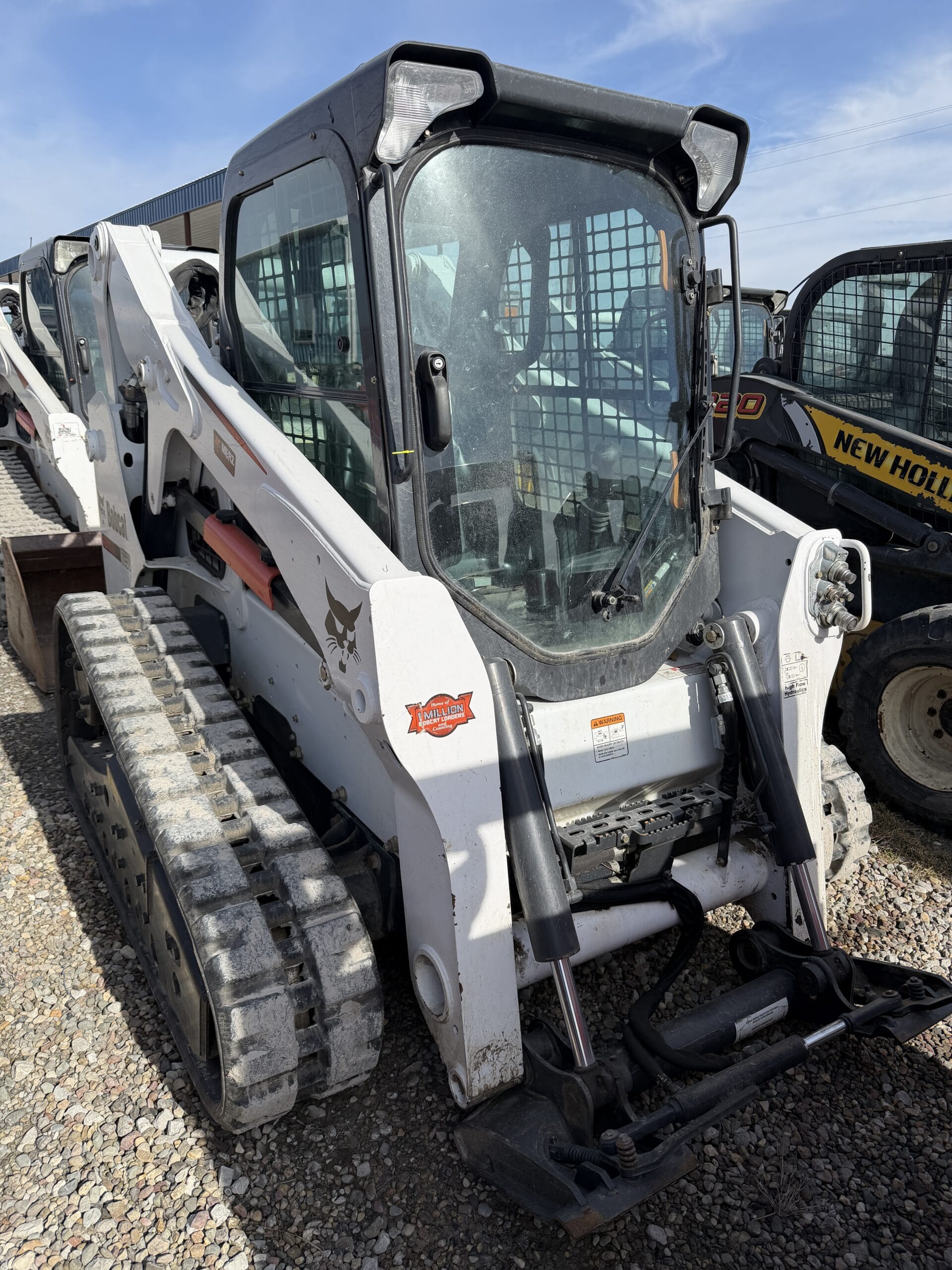 2015 Bobcat T650 Equipment Image0