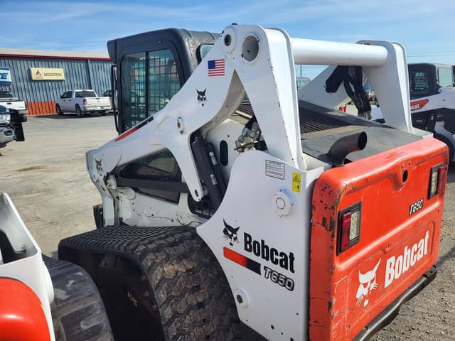 Image of Bobcat T650 equipment image 3