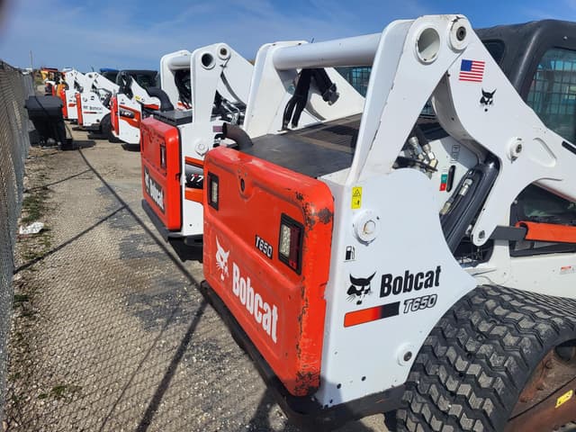 Image of Bobcat T650 equipment image 2