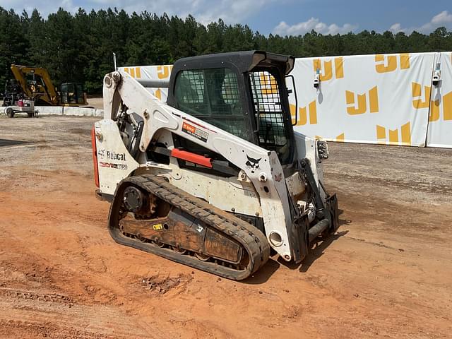 Image of Bobcat T650 equipment image 2