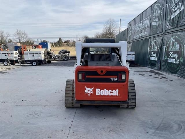 Image of Bobcat T650 equipment image 2