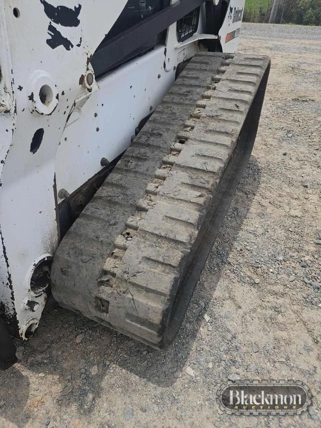 Image of Bobcat T650 equipment image 4