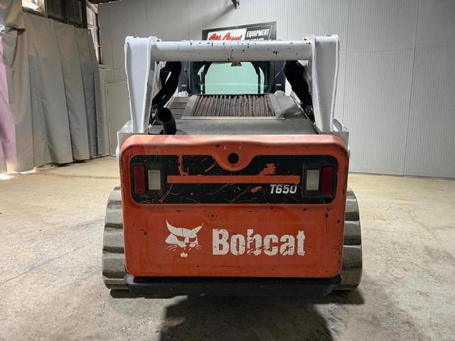 Image of Bobcat T650 equipment image 3