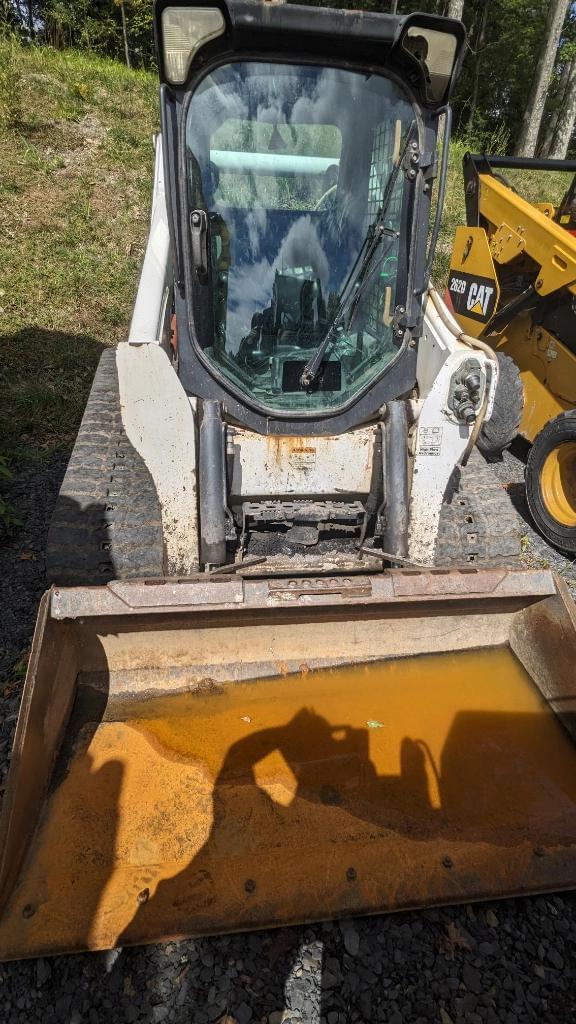 Image of Bobcat T650 equipment image 3