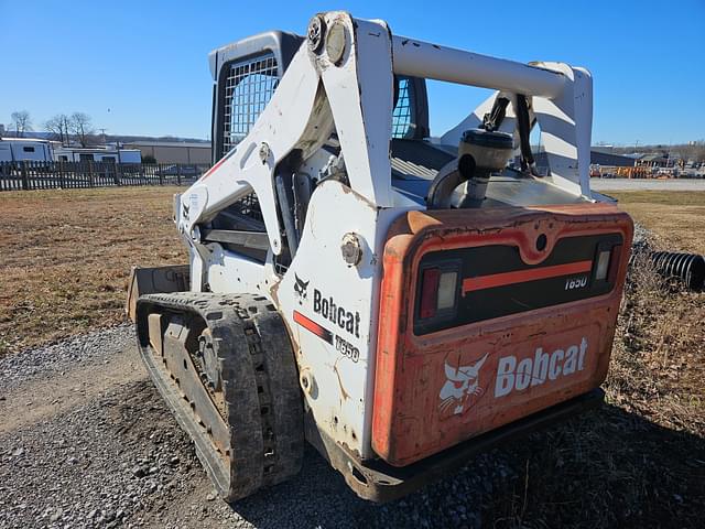 Image of Bobcat T650 equipment image 4